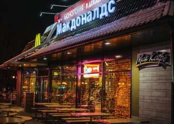 Sucessor do McDonald's é inaugurado em Moscou