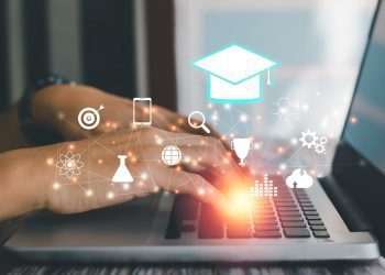 Fusão e aquisição no setor de educação sobem 400% no segundo trimestre, diz KPMG