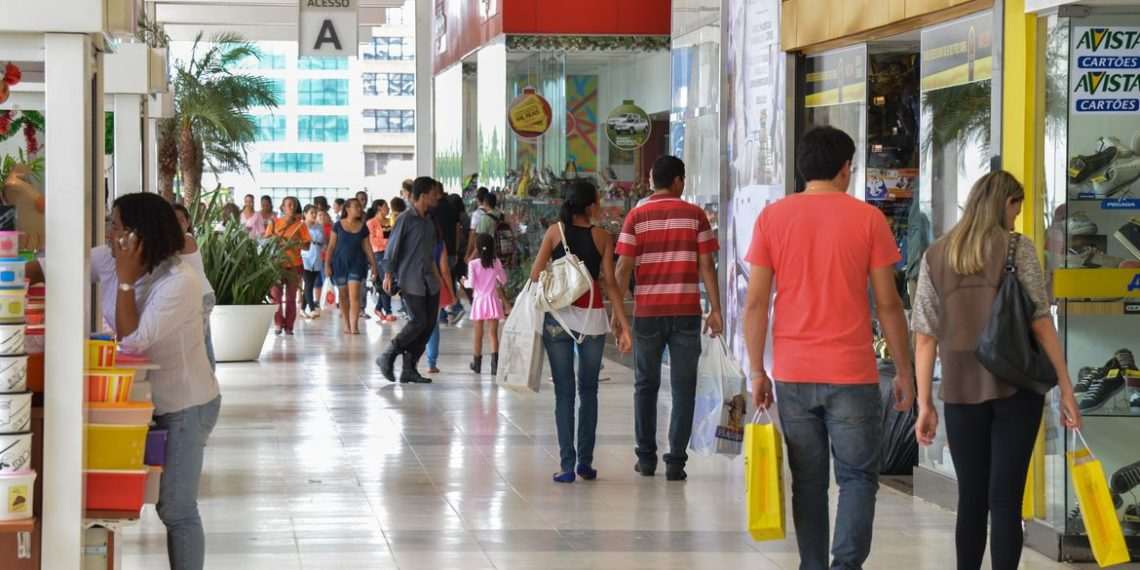 Dia dos Namorados: Shoppings devem registrar crescimento de 20% nas vendas