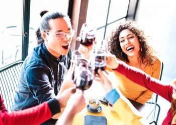 Setor de alimentação fora do lar cresceu quase 75% neste ano