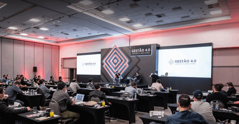 "O empresário hoje é muito mais aberto ao conhecimento", diz CEO da G4 Educação