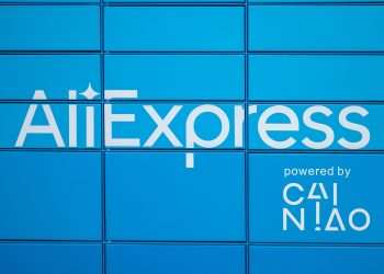 O AliExpress, gigante de comércio eletrônico do grupo chinês Alibaba, já instalou mais de 36 mil lockers na na Europa até o final de junho e está a caminho de montar mais de 47.500 até o final deste ano.