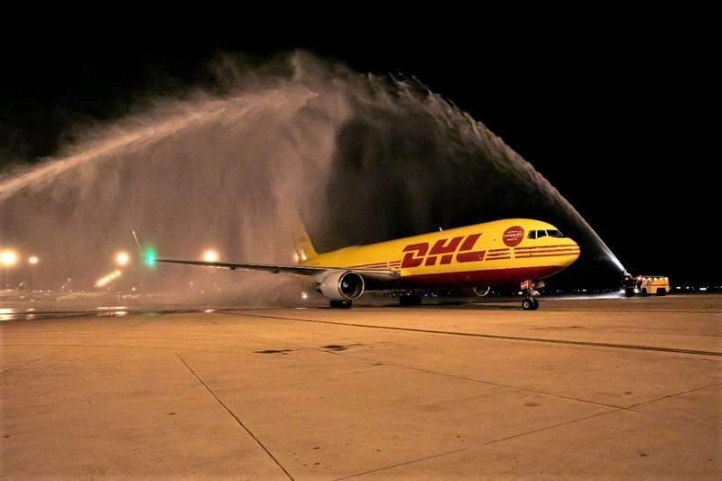 DHL investe em avião próprio para reduzir tempo de entrega no Brasil