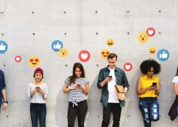 Marcas de varejo de moda dominam campanhas com influencers no Brasil