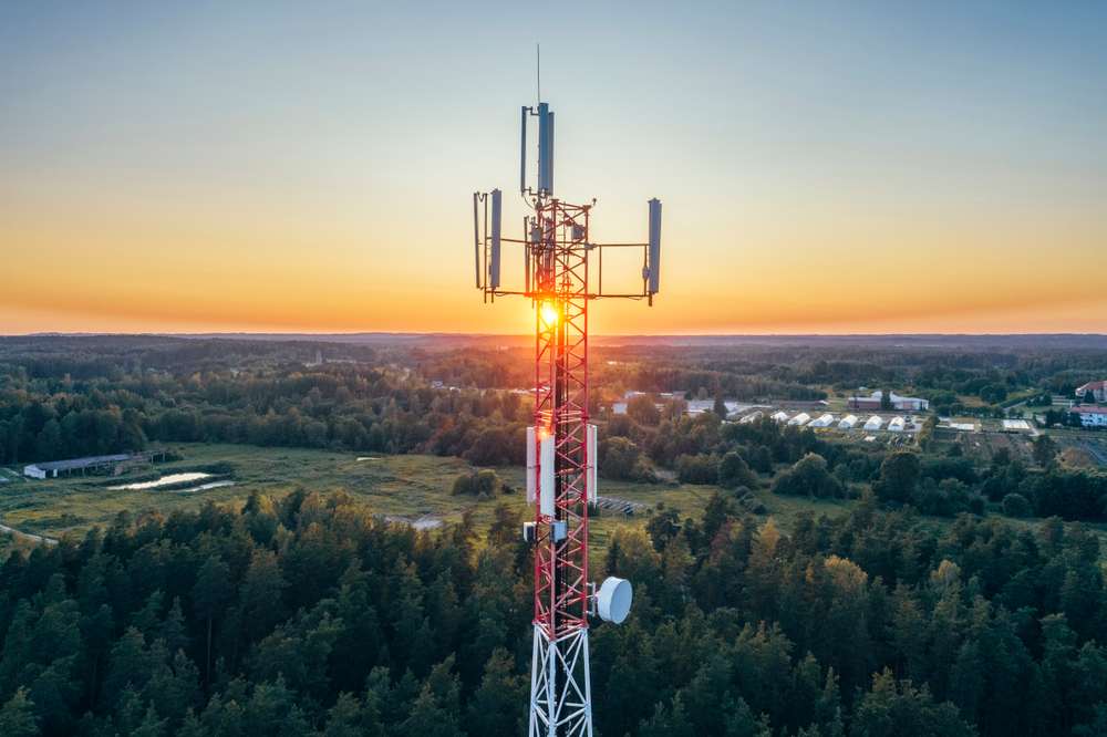 -tim-e-vivo-vao-vender-antenas-herdadas-da-oi