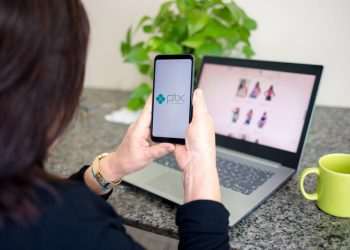 Pix dispara no e-commerce e deve decretar fim de pagamentos de compras
