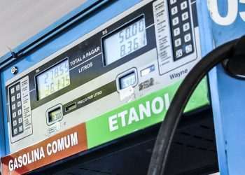 gasolina-e-diesel-ficam-abaixo-da-paridade-de-importacao-apos-reducoes-da-petrobras