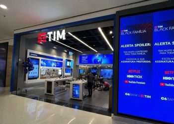 TIM inaugura loja-conceito com coworking, ambiente para teste 5G e casa conectada