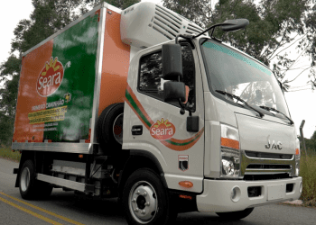 Seara amplia frota de caminhões 100% elétricos refrigerados