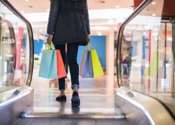 Lojistas de shopping esperam alta de 10% nas vendas no Dia do Cliente