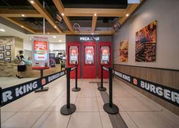 Burger King adota totens sustentáveis de autoatendimento