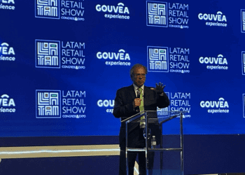 guedes diz que crescimento-do-pib-pode-chegar-a-3-neste-ano