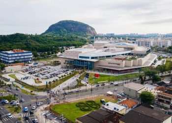 A nova cara dos shoppings: escolas, clínicas e grandes eventos ganham espaço