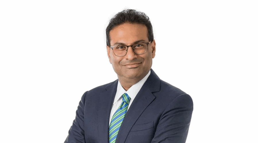 starbucks-nomeia-laxman-narasimhan-como-novo-ceo