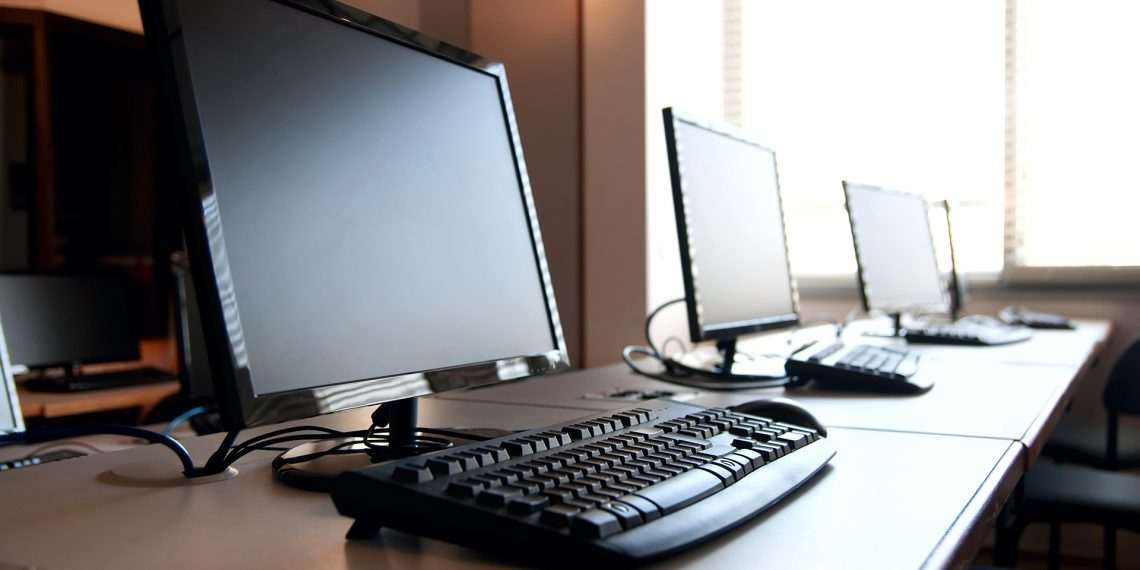 Pesquisa Gartner indica que remessas mundiais de PCs caíram 19,5% no terceiro trimestre de 2022