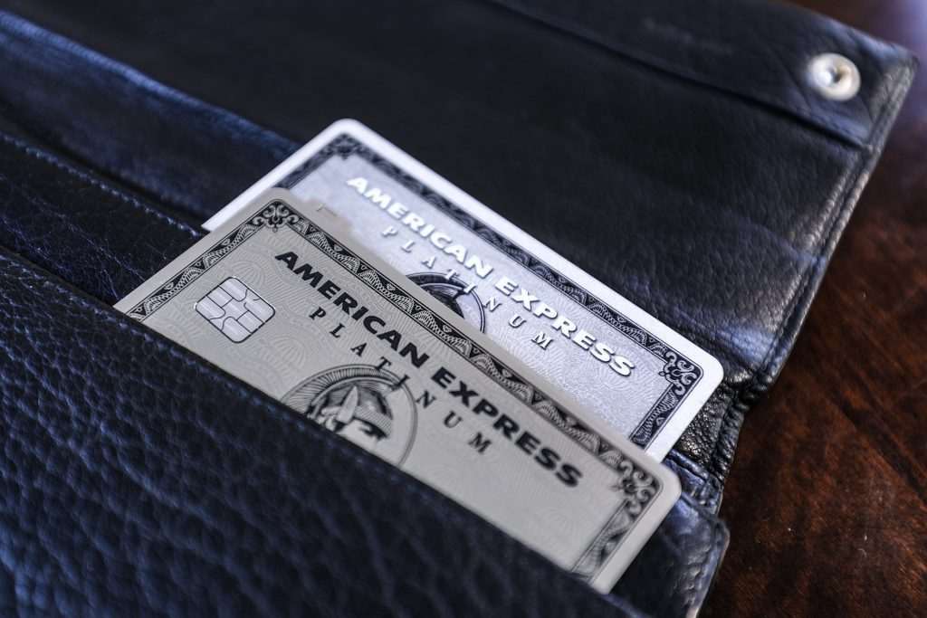 FIS e American Express expandem parceria para processar cartões da bandeira