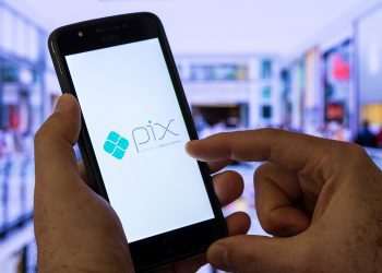 Pix parcelado é conhecido apenas por um terço das empresas, aponta pesquisa