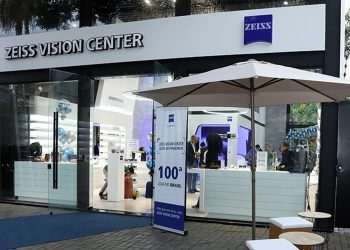 Zeiss avança com modelo de franquias e inaugura a 100ª ótica no Brasil
