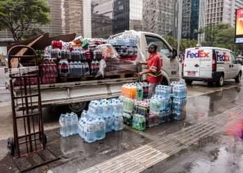 Prefeitura de São Paulo libera o transporte de alimentos do rodízio