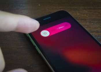 TIM vai começar a desligar clientes recebidos da Oi que não geram receita