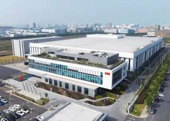 ABB inaugura megafábrica de robótica de última geração em Xangai