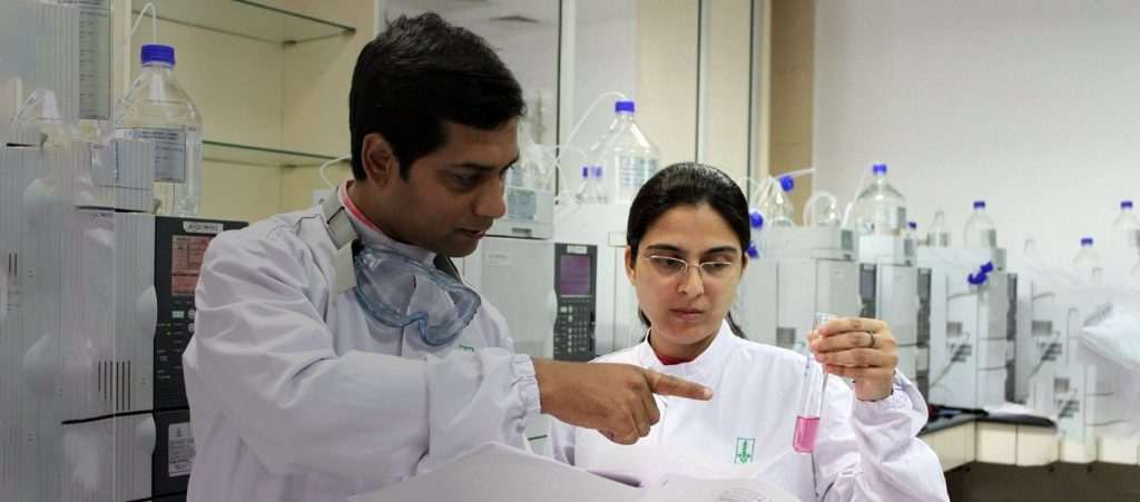 Empresa indiana de genéricos aposta em remédios "de marca" para crescer no Brasil