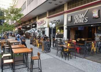 Lojistas do Rio de Janeiro projetam alta de 2,5% nas vendas de verão