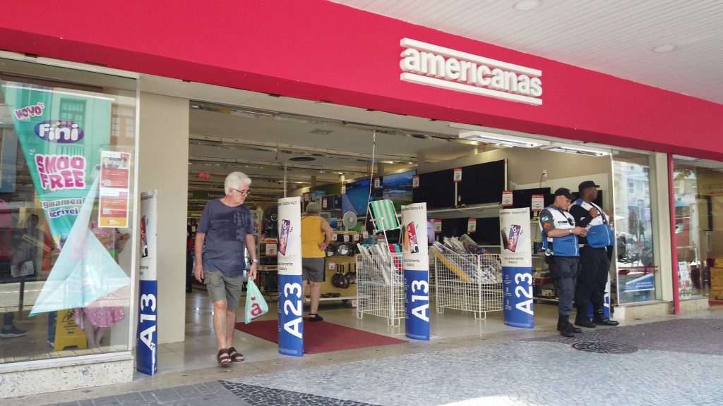 Americanas demite 1,4 mil funcionários em uma semana como parte de reestruturação