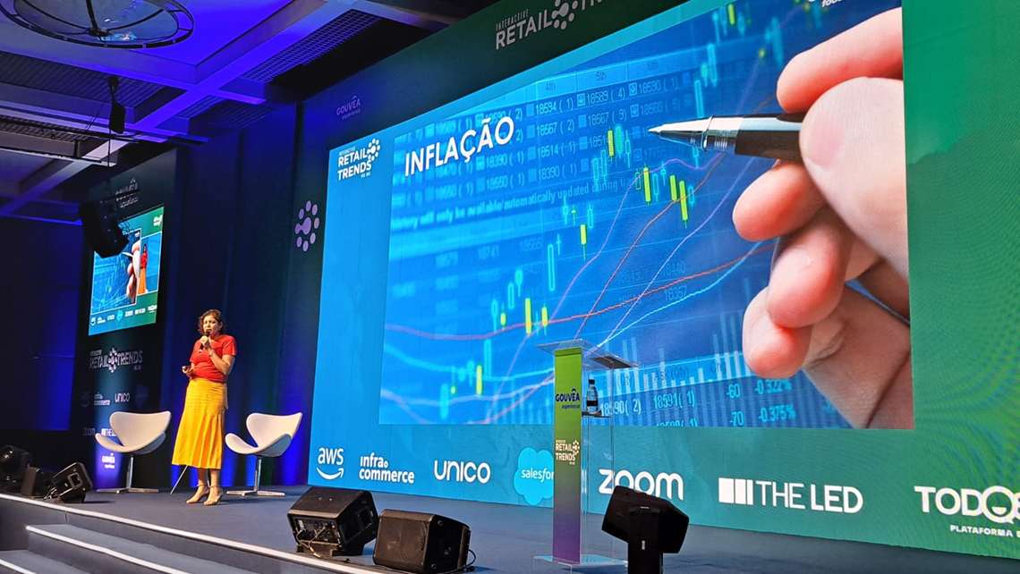 Consumidor no centro, retomada do varejo físico, PDV em evolução: tendências da NRF na prática Cristina Souza, CEO da Gouvêa Foodservice, no Interactive Retail Trends de 2023 (Foto: Mercado&Consumo