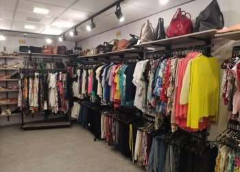 Gerando Falcões inaugura loja do bazar social em estação de metrô