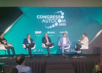 Simplificação tributária vai reduzir custo de R$ 152 bi por ano com manipulação de documentos