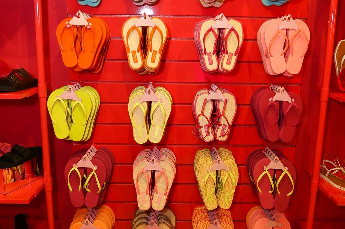 Brizza, da Arezzo&Co, inaugura primeira loja exclusiva em São Paulo