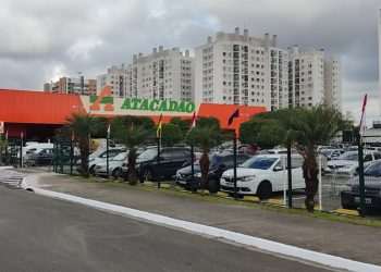 Atacadão inaugura mais duas lojas na capital paranaense