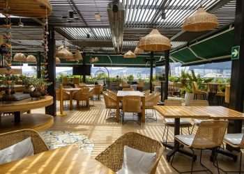 Cerveja Corona lança programa global de franquia de bares no Brasil