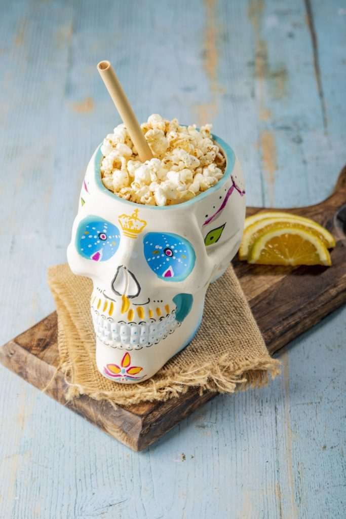 A Corona está lançando o primeiro programa global de franquias do Vista Corona, bar e restaurante oficial da marca de cerveja com pratos inspirados em sabores do México. O modelo nasceu para ser um "oásis em centros urbanos", na definição da empresa e o objetivo é a expansão na América Latina.