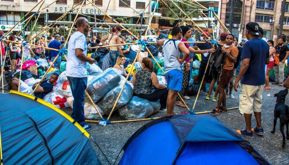 O que o varejo tem a ver com a decolonização da filantropia? Entenda 5 princípios para começar essa conversa