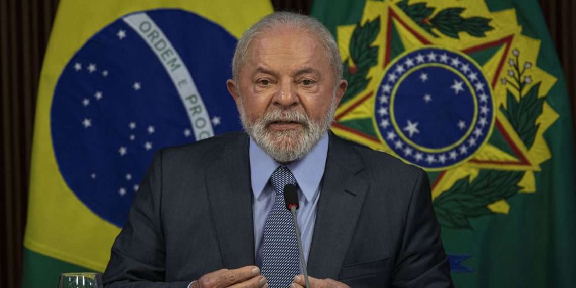 Lula sinaliza que sancionará taxação de compras internacionais por unidade com Congresso