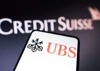 Comissão Europeia tem até 7 de junho para aprovar aquisição do Credit Suisse pelo UBS