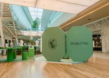 Swarovski lança reposicionamento global em pop-up no Rio de Janeiro