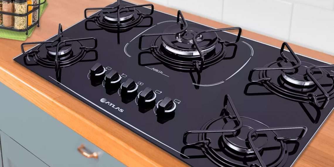 Do fogão a lenha aos cooktops: Atlas diversifica produção