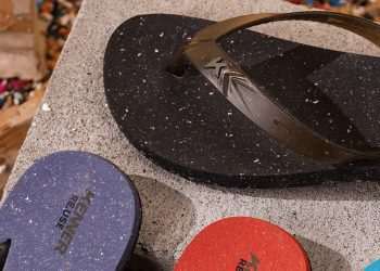 Kenner foca em sustentabilidade com sandálias ReUse