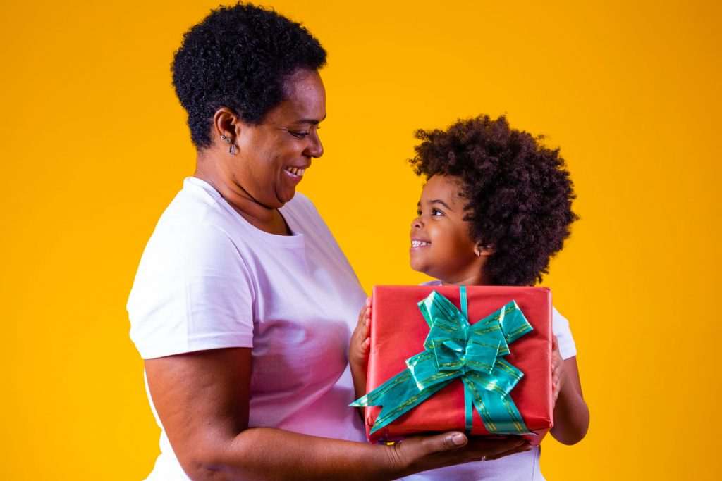 Brasileiros gastam 25% a mais em presentes do Dia das Mães comprados no e-commerce