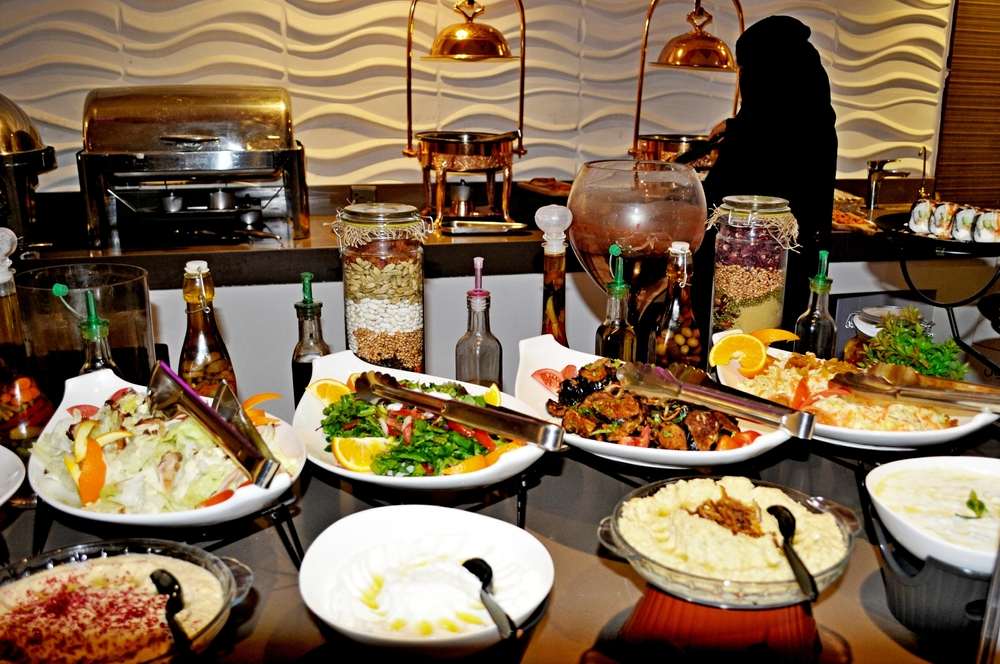 Consumidor quer encontrar novidades e pratos baratos nos restaurantes