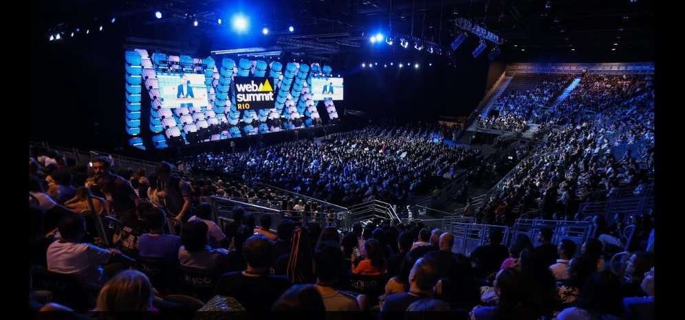 Web Summit Rio: Criatividade e Inteligência Artificial dominam 2º dia do evento