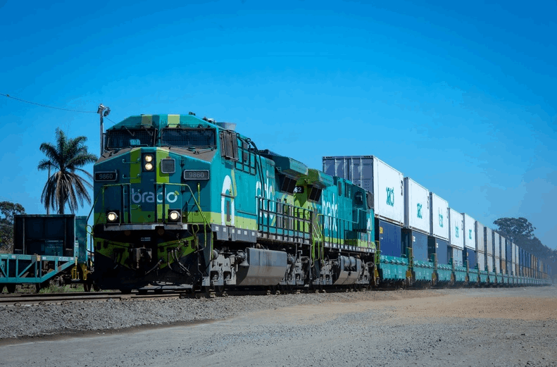 Transporte por contêineres cresce 25% de SP para MT