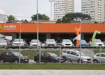 Venda de veículos sobem 19,6% em 1 ano e têm melhor setembro em 10 anos, diz Fenabrave