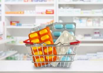 Preços de medicamentos adquiridos por hospitais fecharam maio com queda de 1,37%