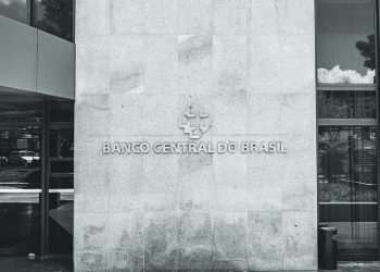 Copom mantém juros básicos da economia em 13,75% ao ano