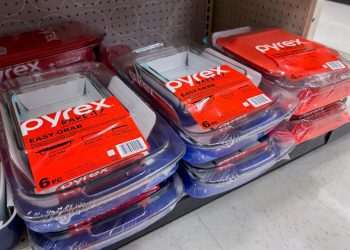 Empresa que fabrica utensílios de cozinha Pyrex pede falência nos EUA