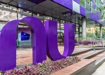 Nubank reestrutura área de operações no Brasil e fecha 296 vagas no setor